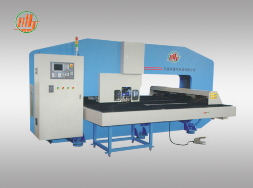 SKC30系列数控液压转塔压力机